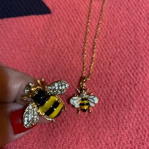 NWT Betsey Johnson bee short chain with ring